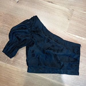 Vestique One Shoulder Top